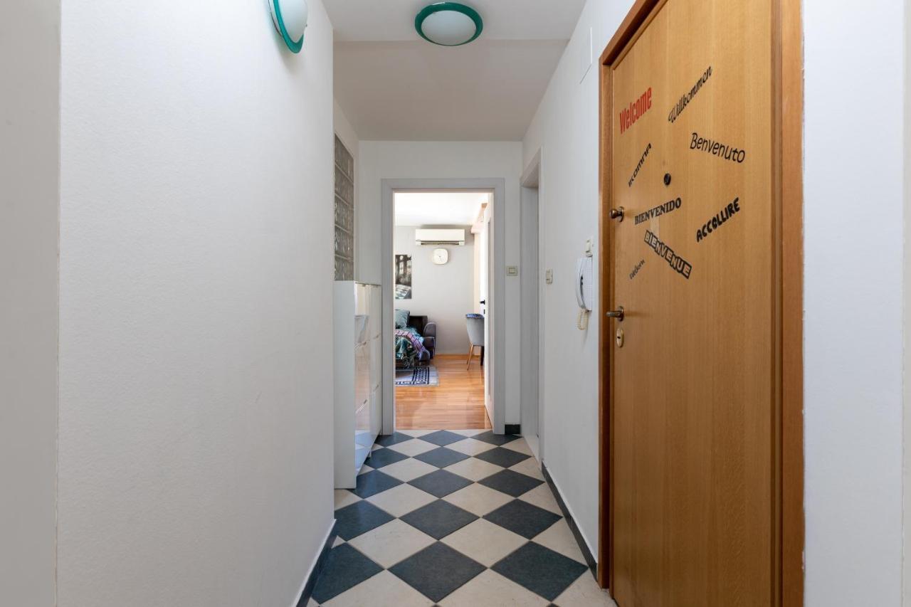 Apartment Nava Split Exterior photo